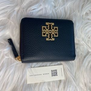 Tory Burch Britten Medium Wallet